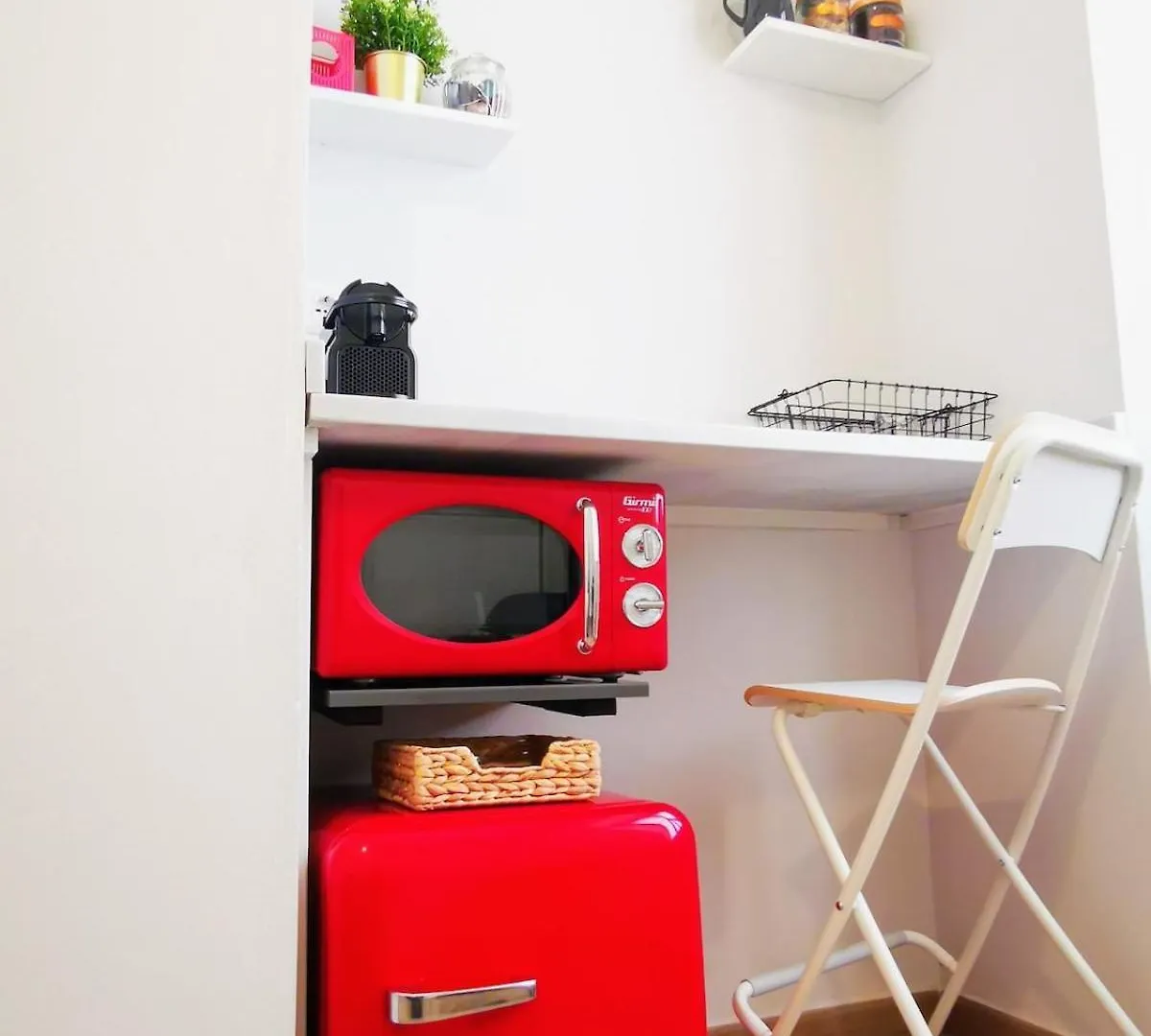 Cozy Flat 50 Meters From The Metro Διαμέρισμα Μιλάνο 0*,
